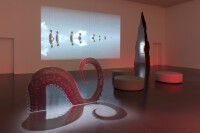 Jeannette EHLERS, Black Bullets, 2012 et Josèfa NTJAM, The Deep – Living (détail), 2022