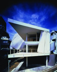 Shigeru Ban, Curtain Wall House