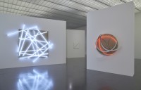 François Morellet, Les 16 côtés du carré, 2001, Gratture sur bois n°10, 1986 et Lunatique brut n°1, 2009