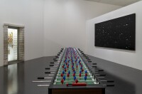 Maurizio Cattelan, The Wrong Gallery, 2025, Stadium, 1991 et Morning, 2021