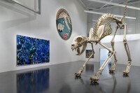 Maurizio Cattelan, Felix, 2001, Il Bel Paese, 1994 et Joan Mitchell, Sylvie’s Sunday, 1976