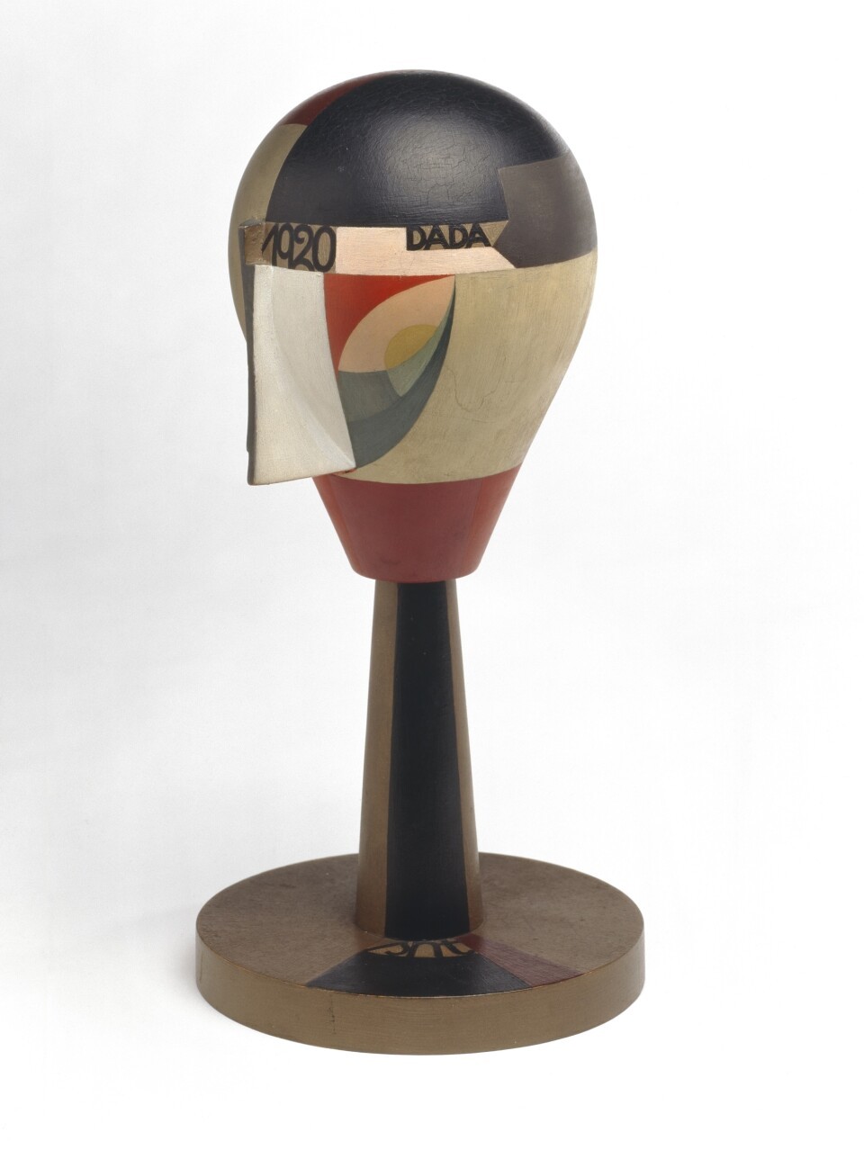 Sophie Taeuber-Arp , Tête dada, 1920